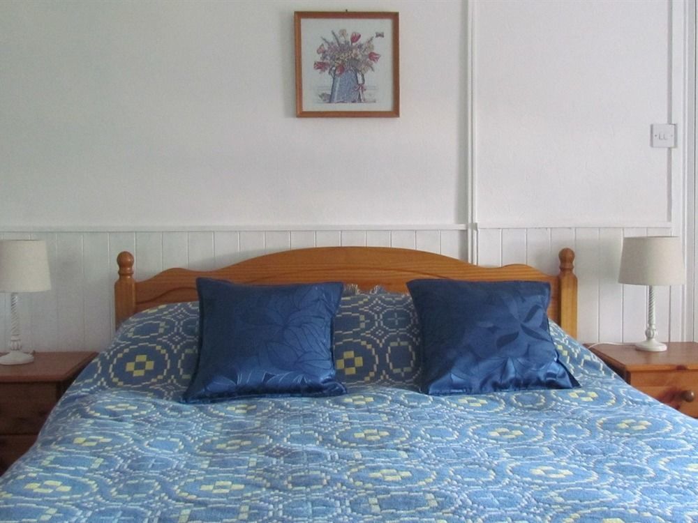 Celyn Villa Bed And Breakfast Holywell  Exterior foto